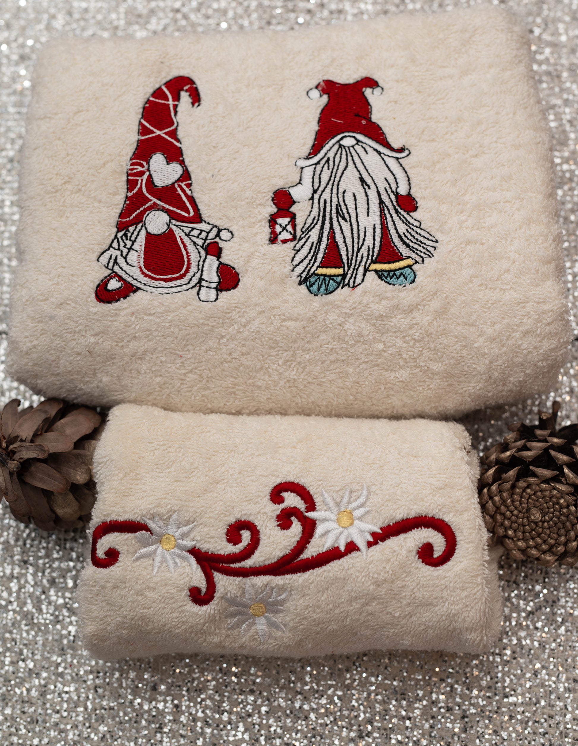 Gnomes Christmas Towels, Ivory, Holiday Towels, Festive Towels Holiday gifts, Christmas Gifts